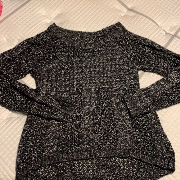 Small Guess sweater - Picture 1 of 3